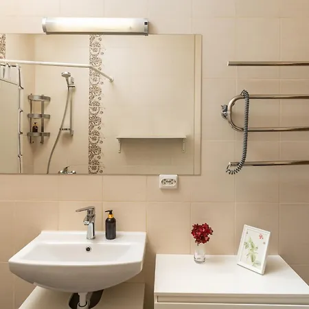Ozo Park Center Apartment